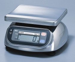 WASHDOWN & RECHARGEABLE NSF DIGITAL SCALE 33 LBS.